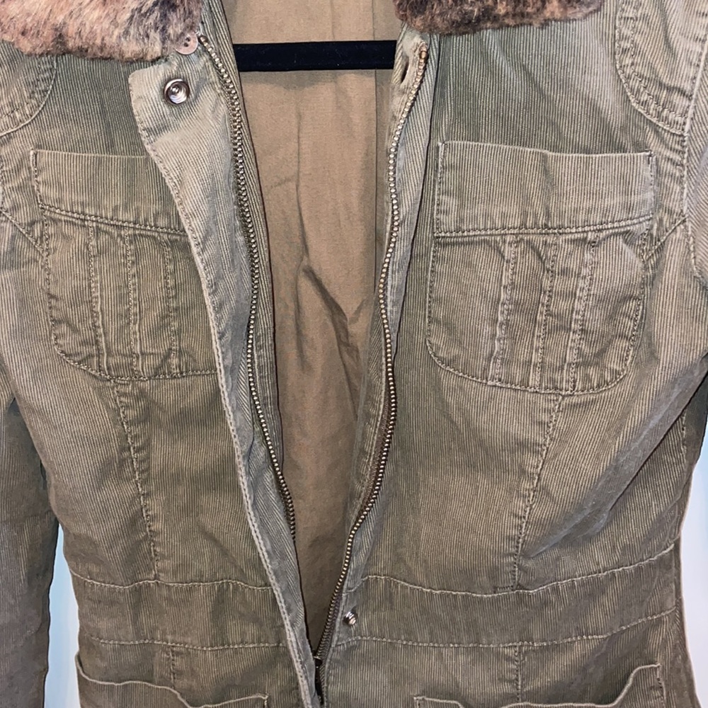 Jacket - Picture 4 of 5